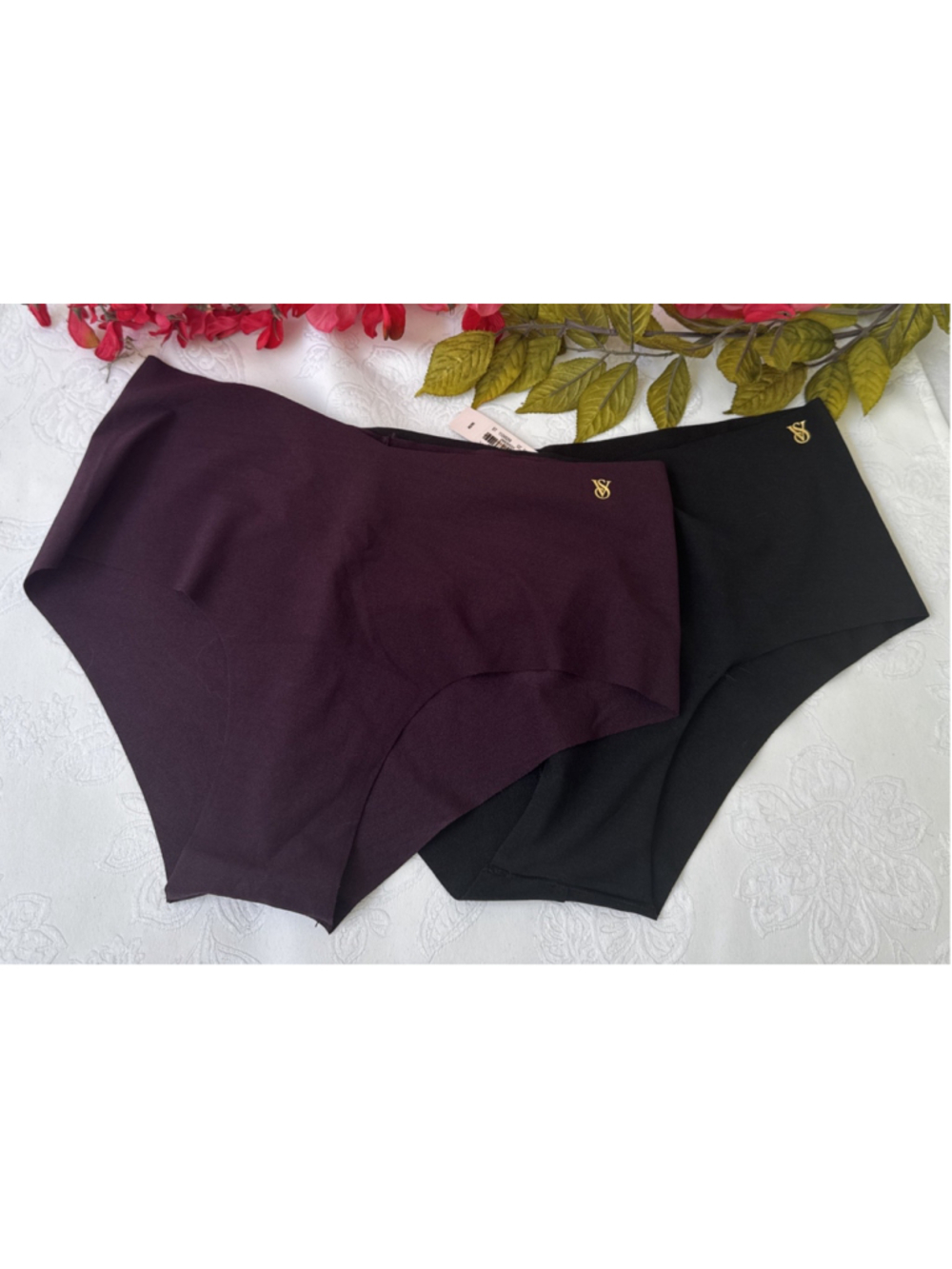 2 PAIR PAIRS VICTORIA'S SECRET M BLACK PLUM SEAMLESS CHEEKY PANTIES CLASSIC NWT